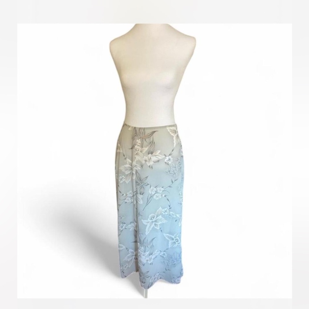 M Collection Gray Midi floral Skirt